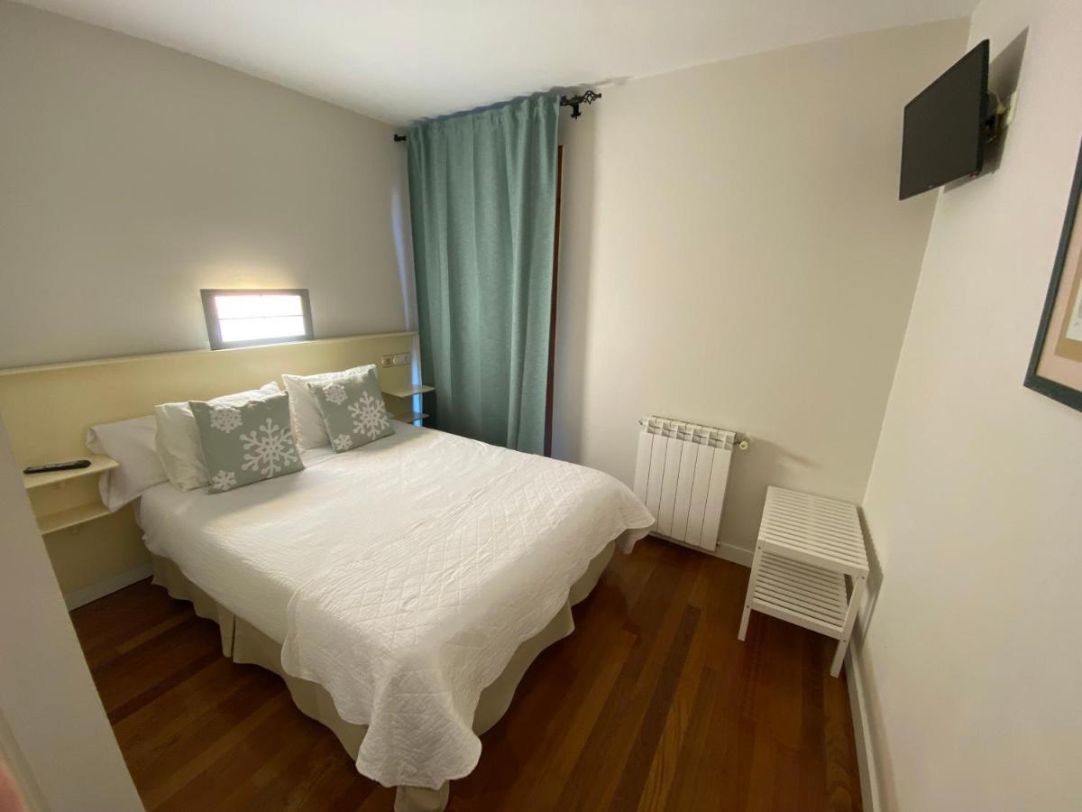 Hotel Casa Socotor Sallent De Gallego Bagian luar foto
