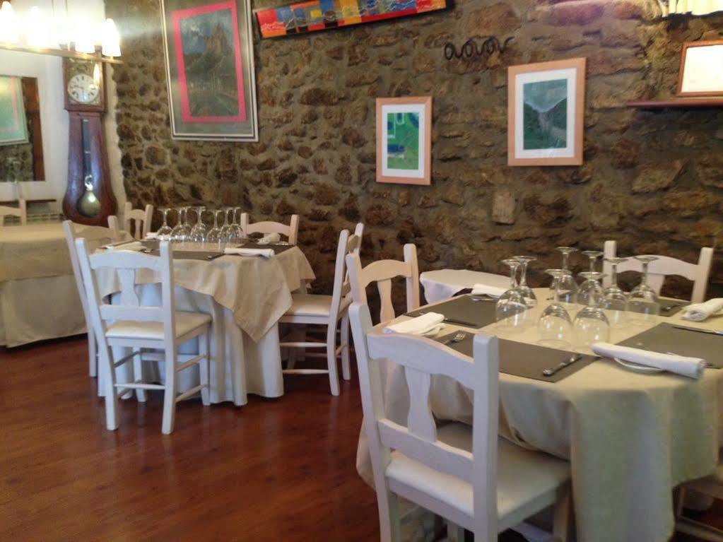Hotel Casa Socotor Sallent De Gallego Bagian luar foto